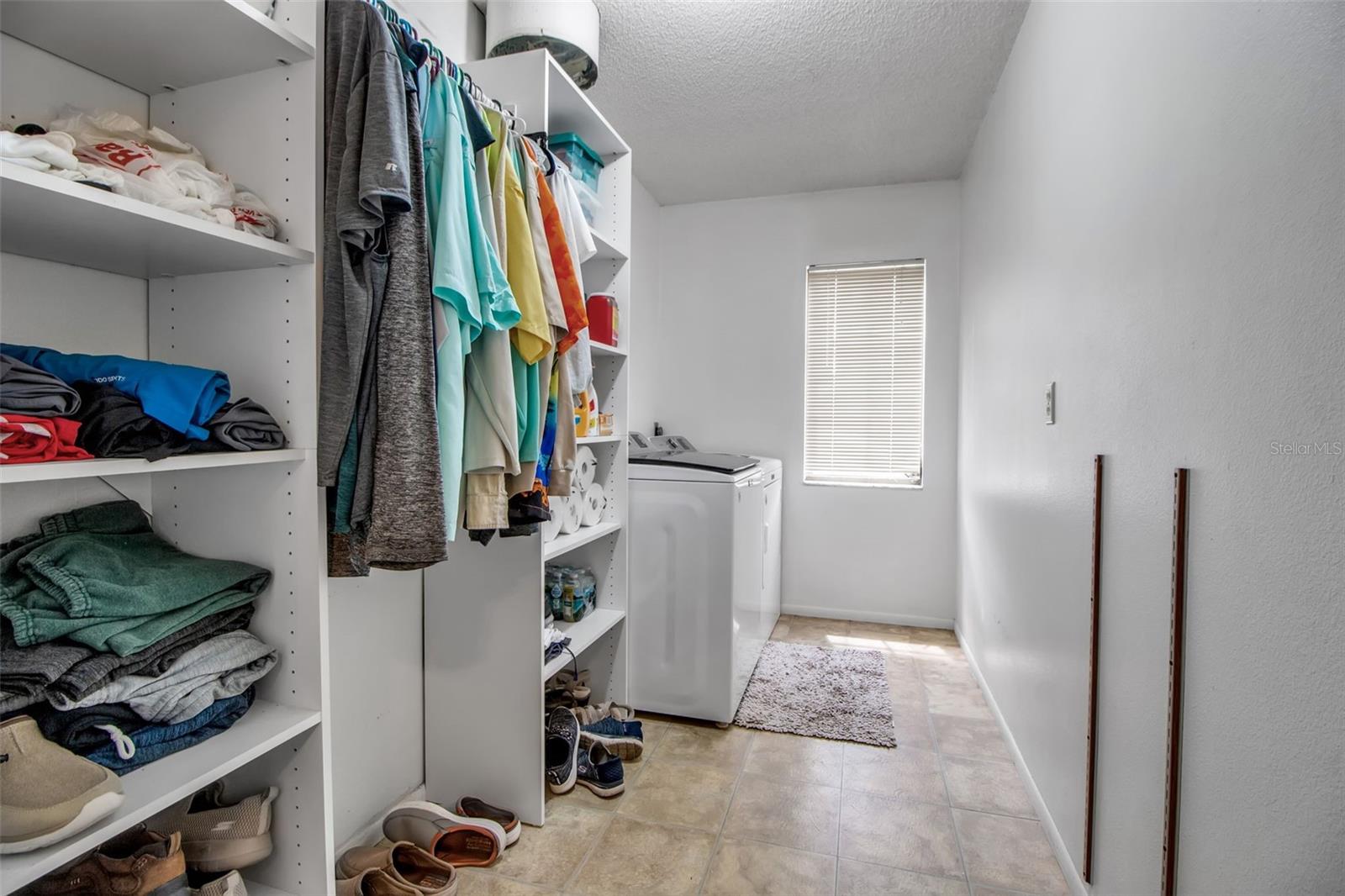 A4661308 Property Photo