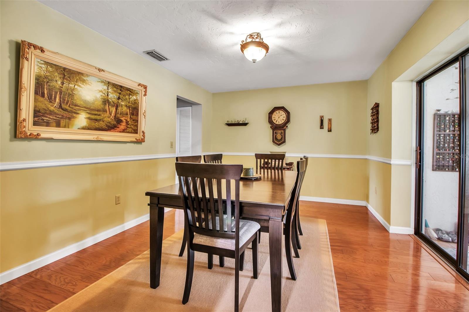 A4661308 Property Photo