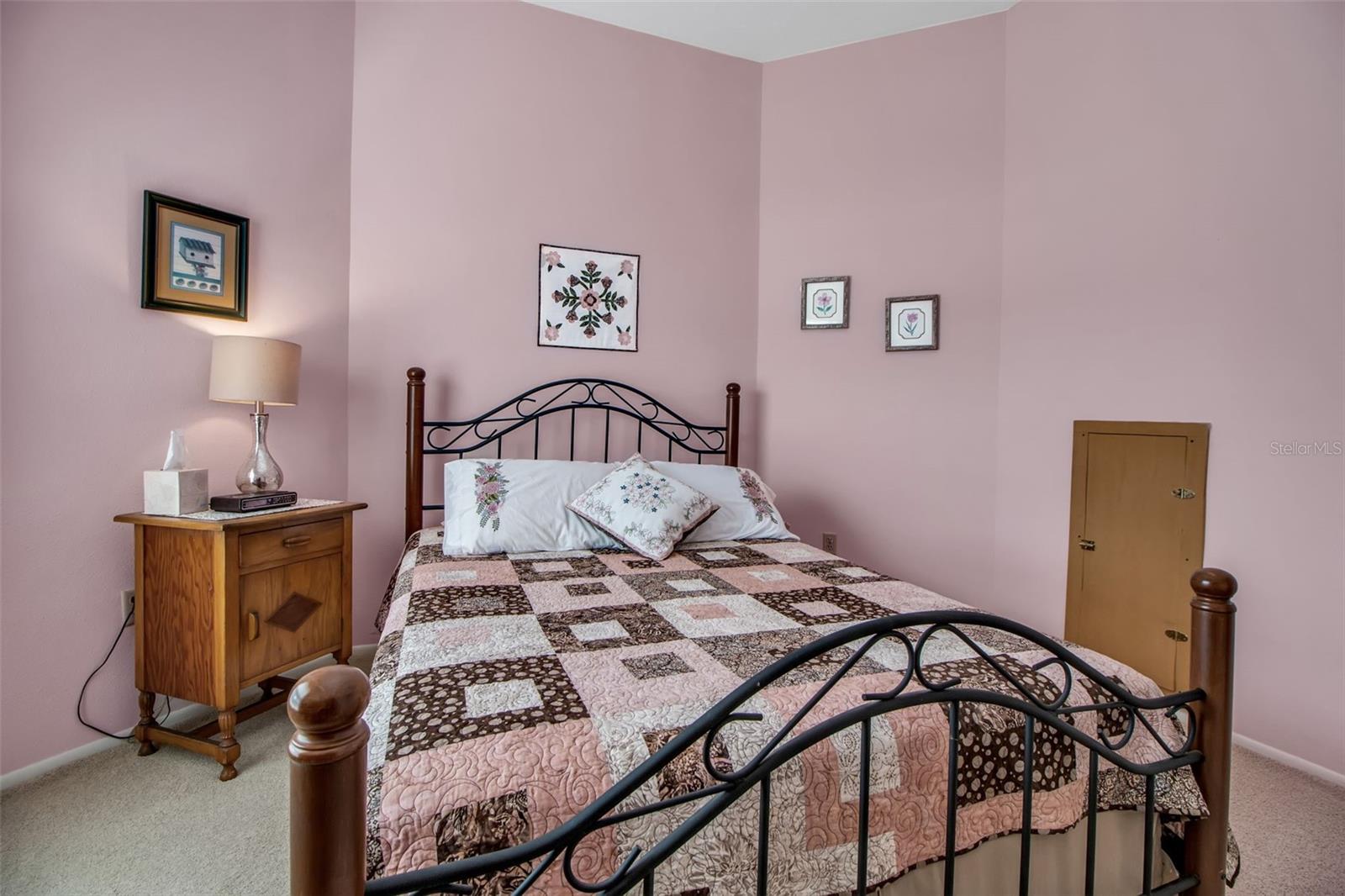 A4661308 Property Photo