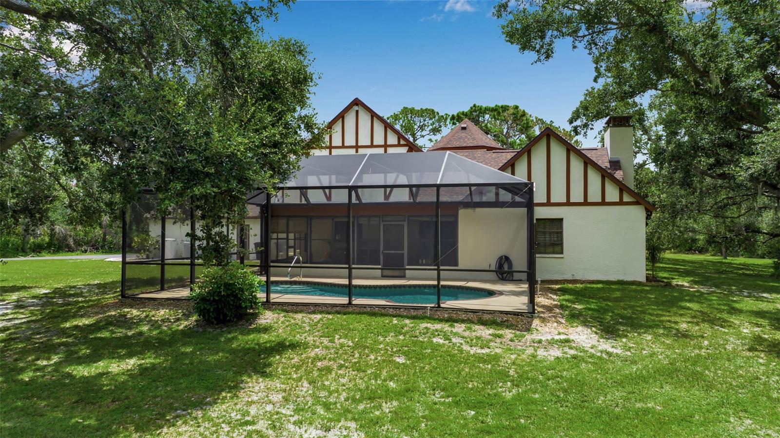 A4661308 Property Photo