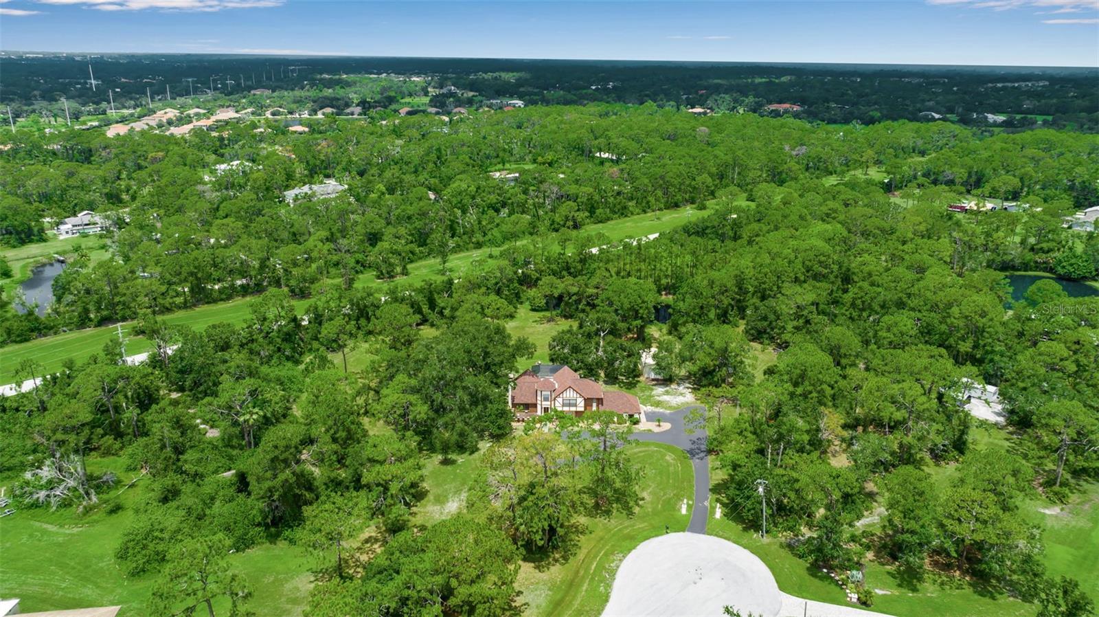 A4661308 Property Photo