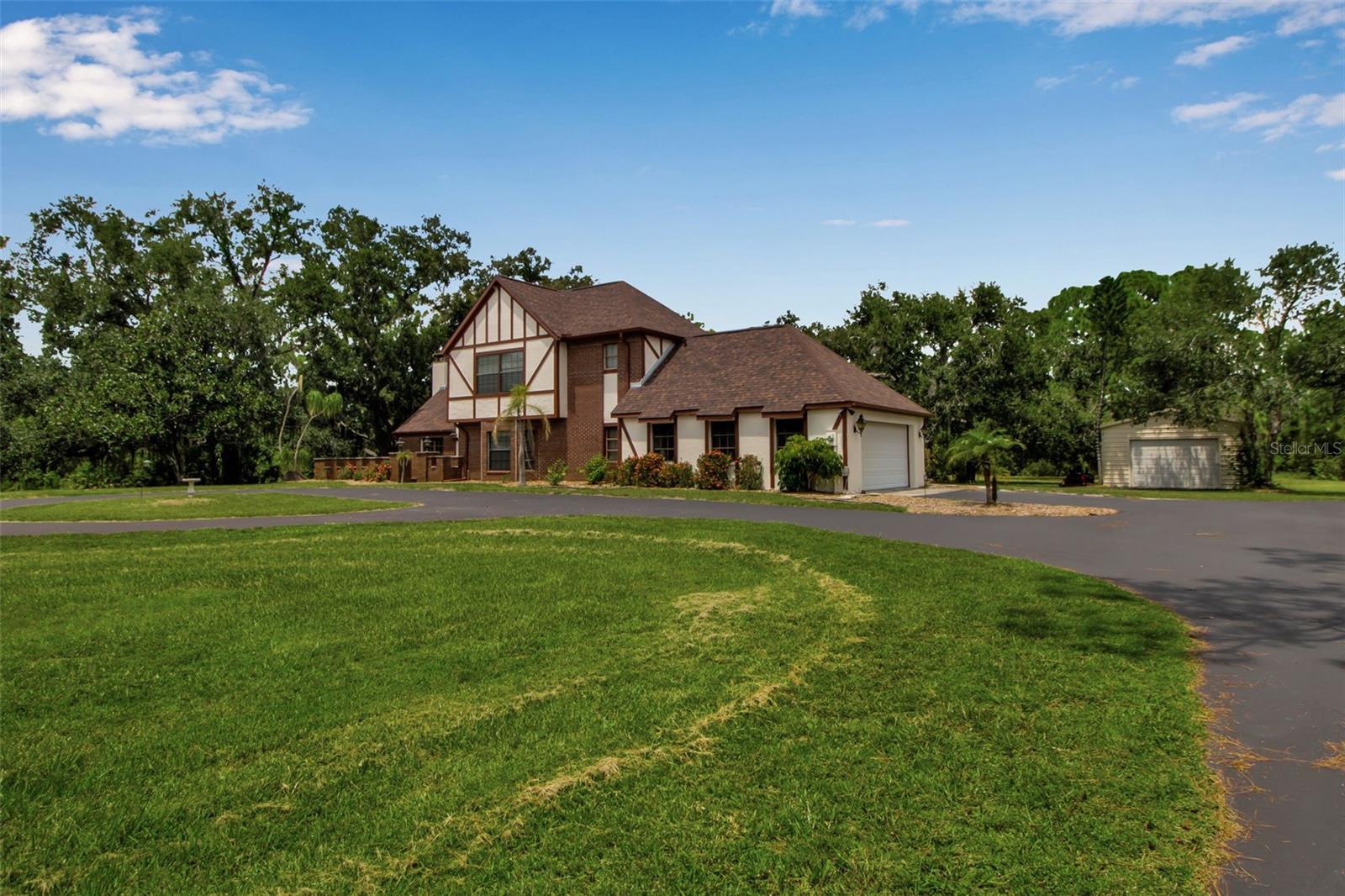 A4661308 Property Photo