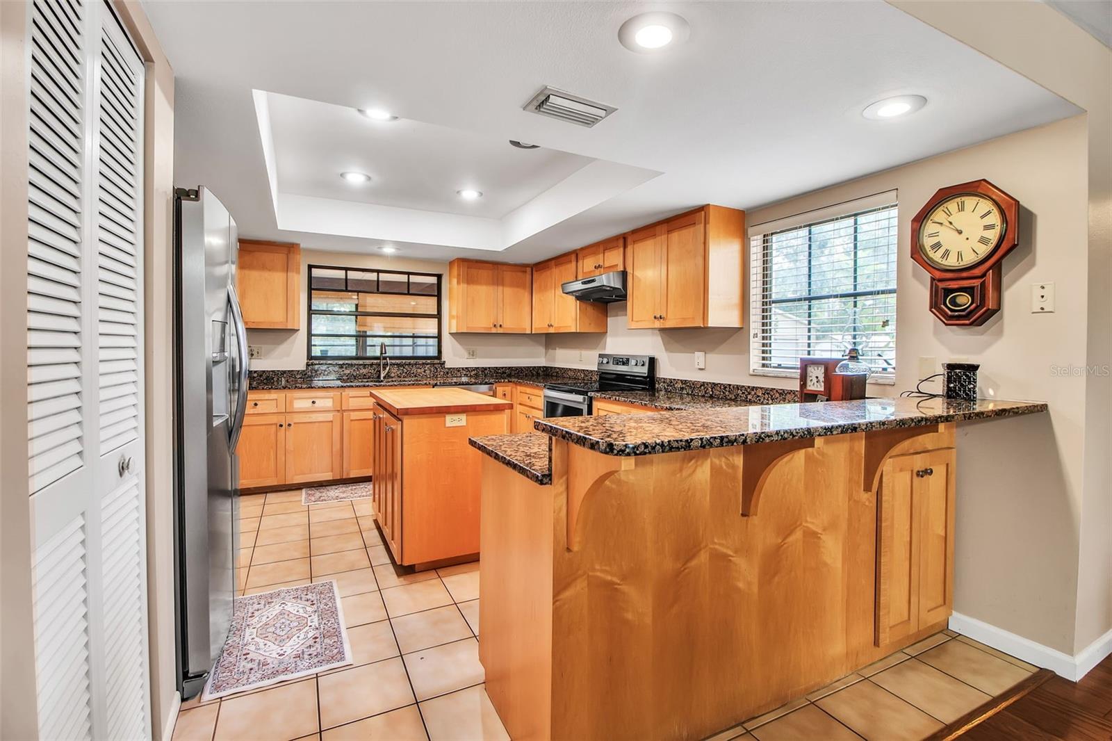 A4661308 Property Photo