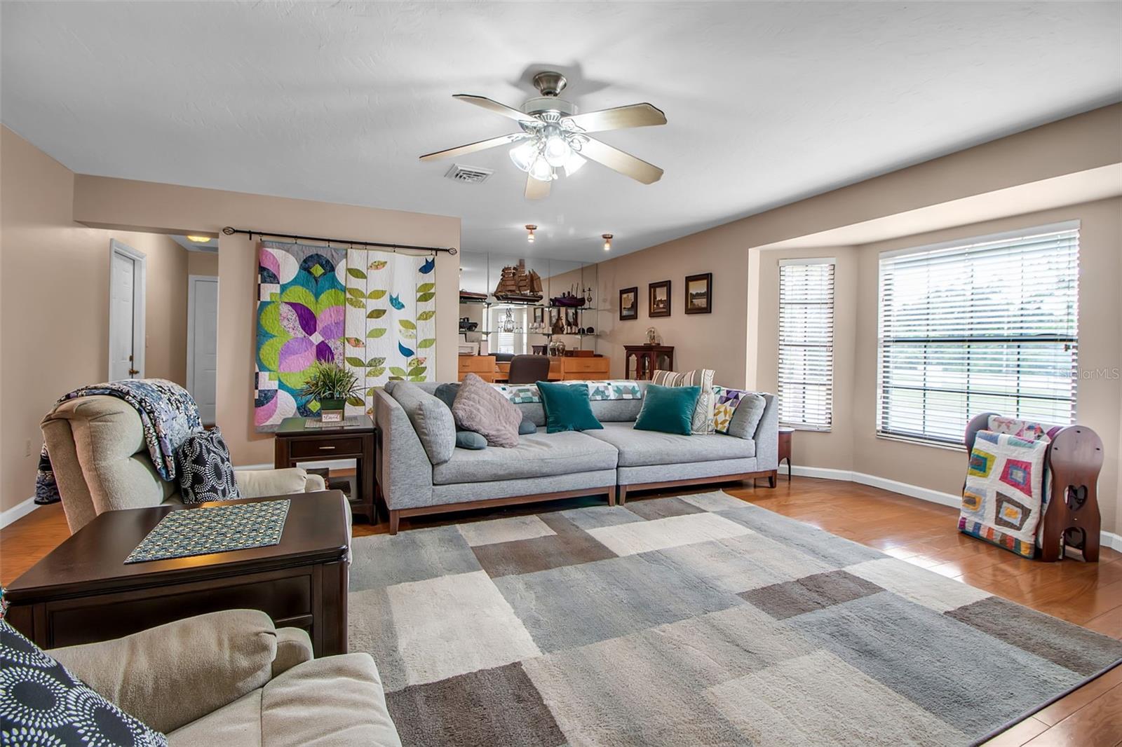 A4661308 Property Photo