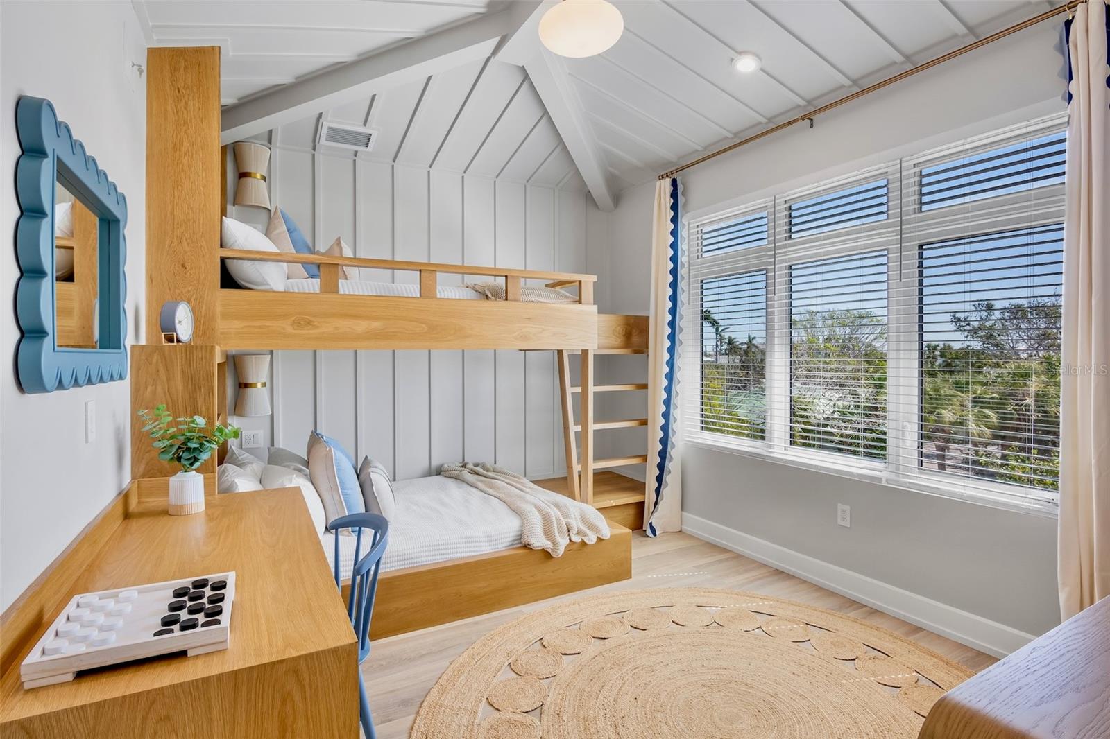 A4661311 Property Photo