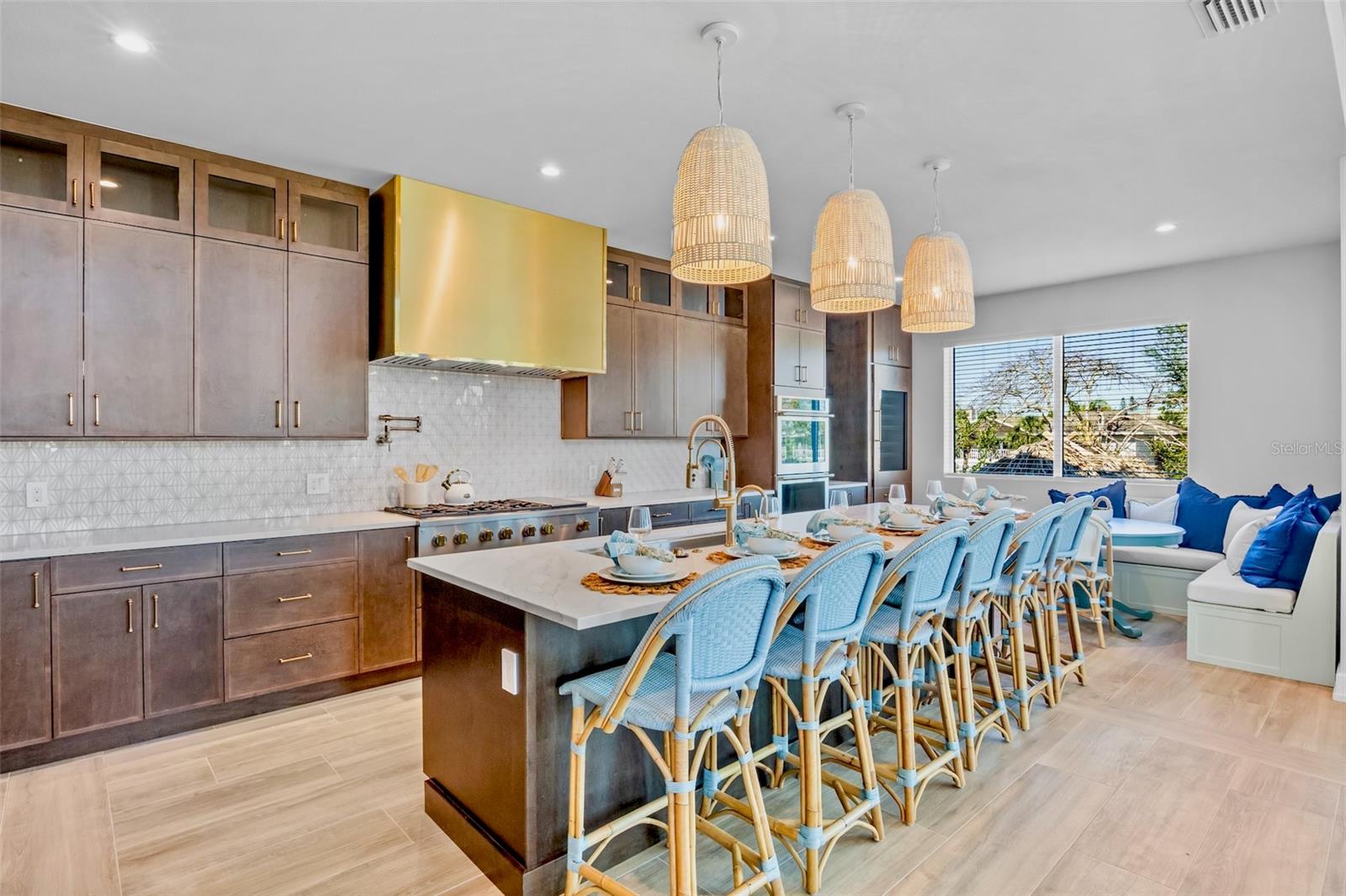 A4661311 Property Photo