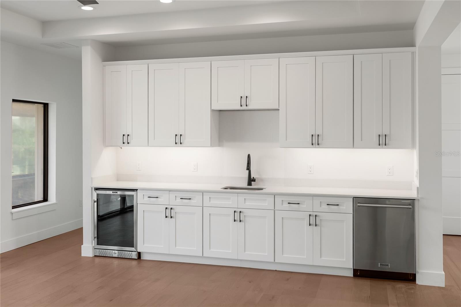 A4661312 Property Photo