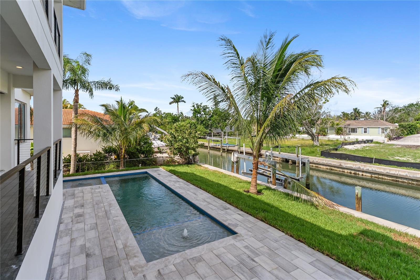 A4661312 Property Photo