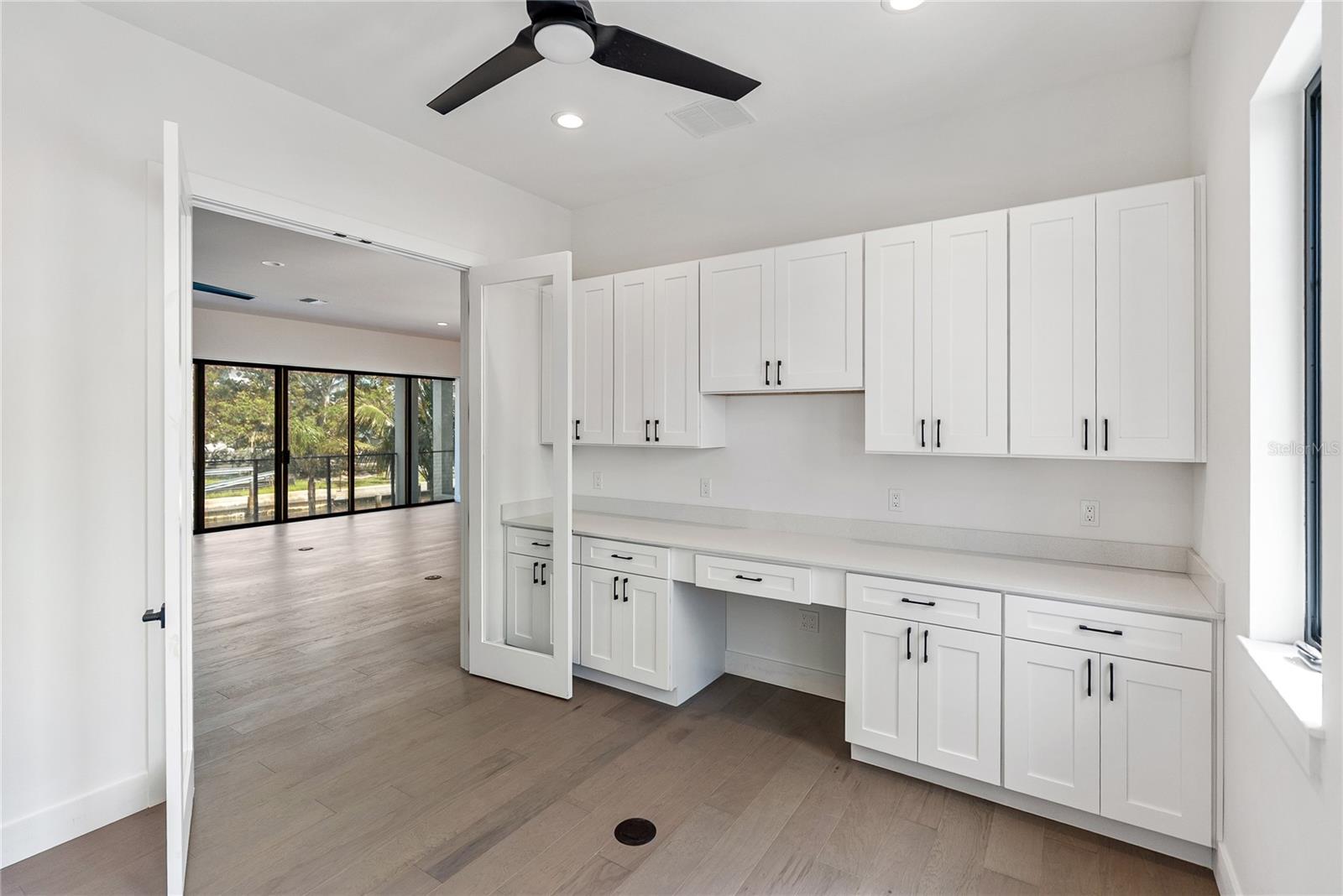 A4661312 Property Photo