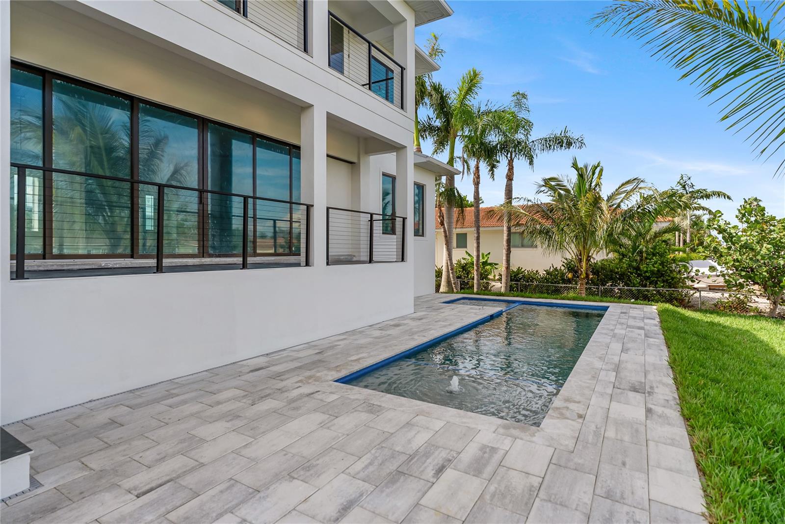 A4661312 Property Photo