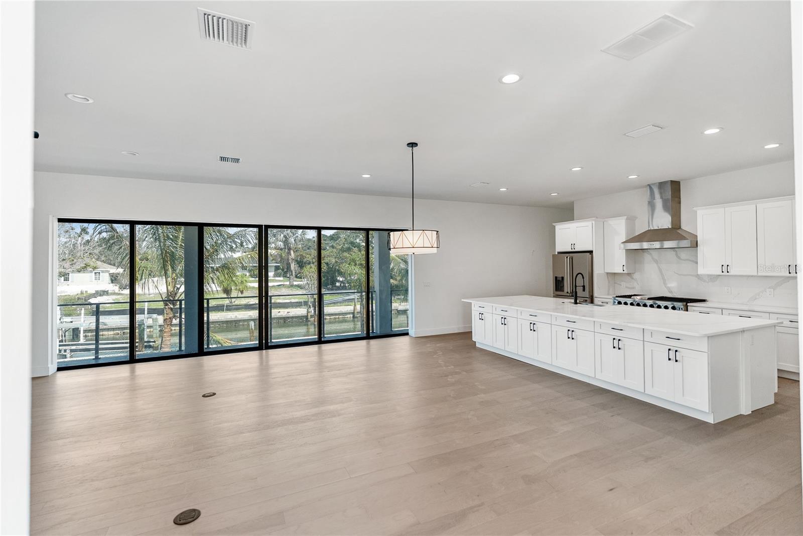 A4661312 Property Photo