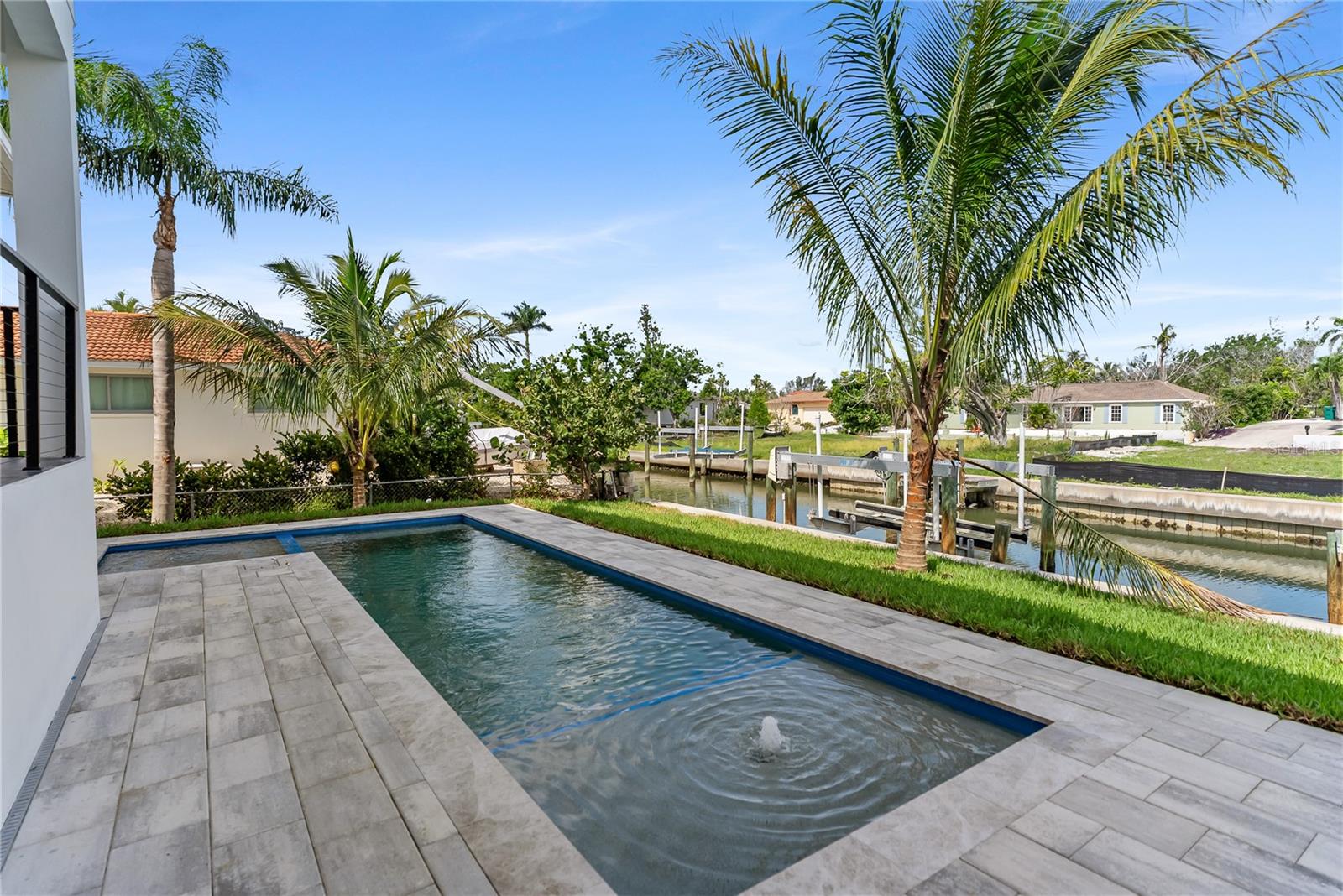 A4661312 Property Photo