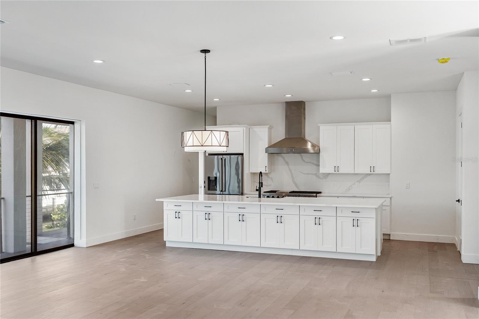 A4661312 Property Photo