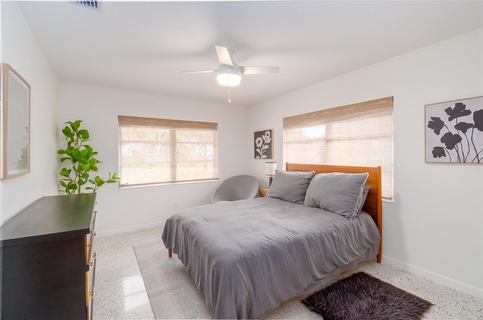 725 S WILSON AVE, LAKELAND, FL, 33801