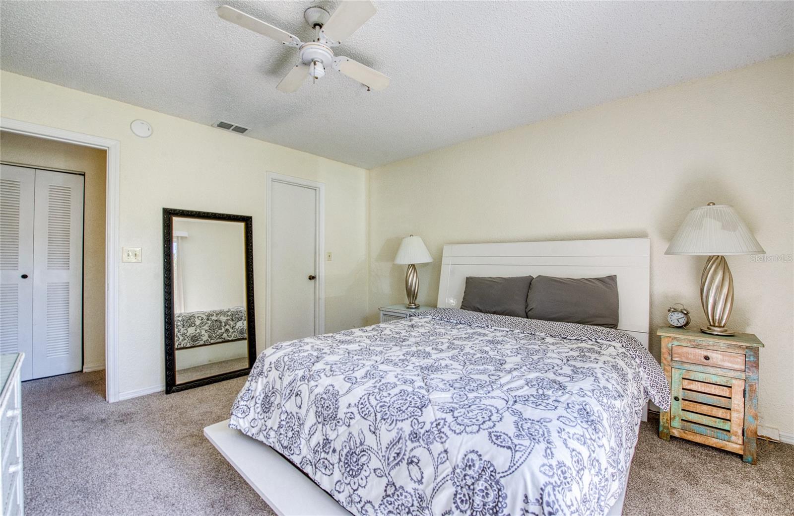 TB8415207 Property Photo