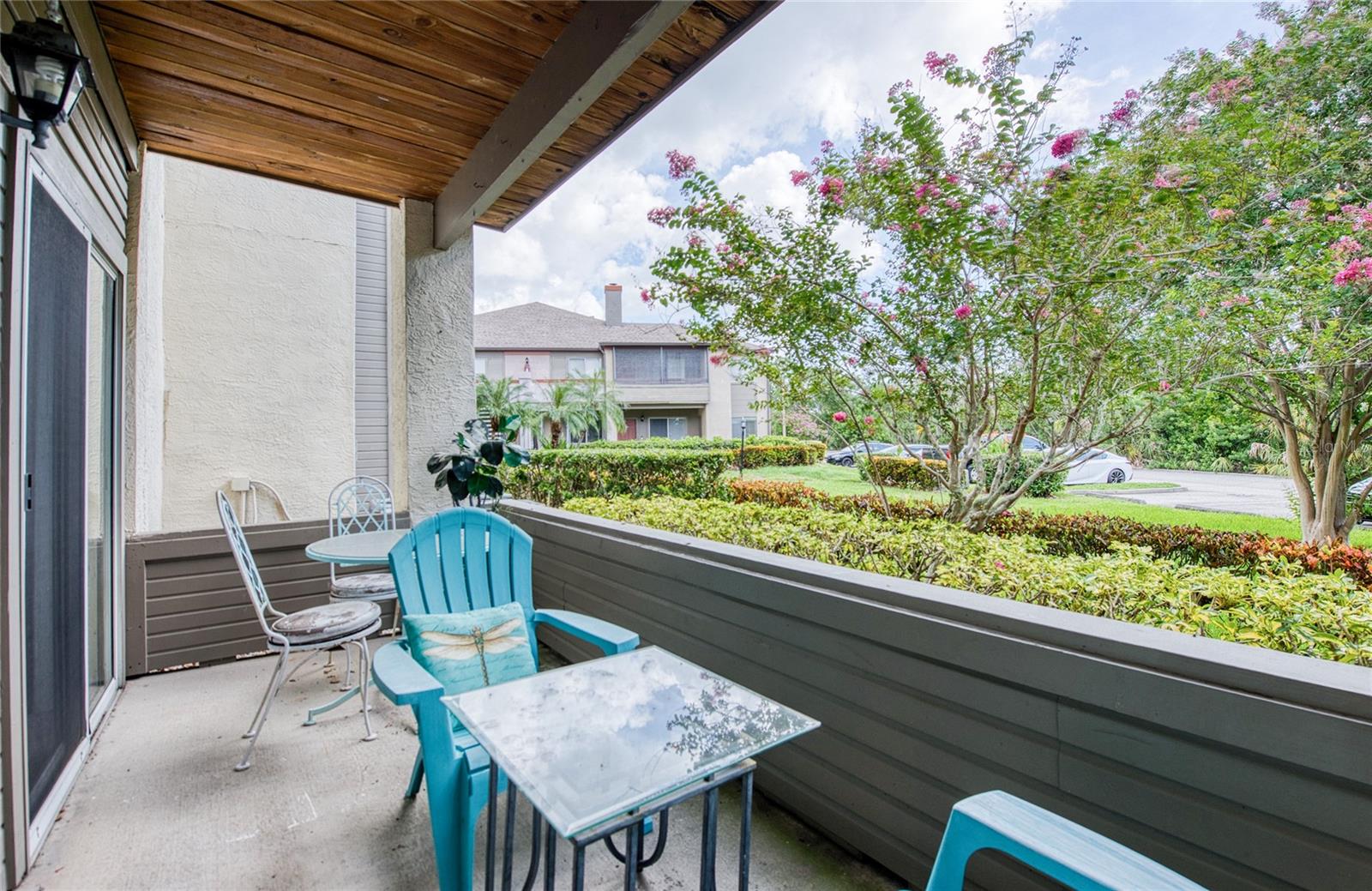 TB8415207 Property Photo