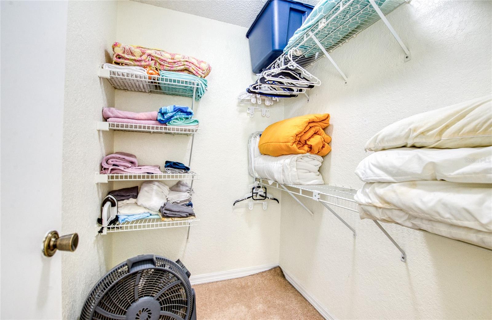 TB8415207 Property Photo