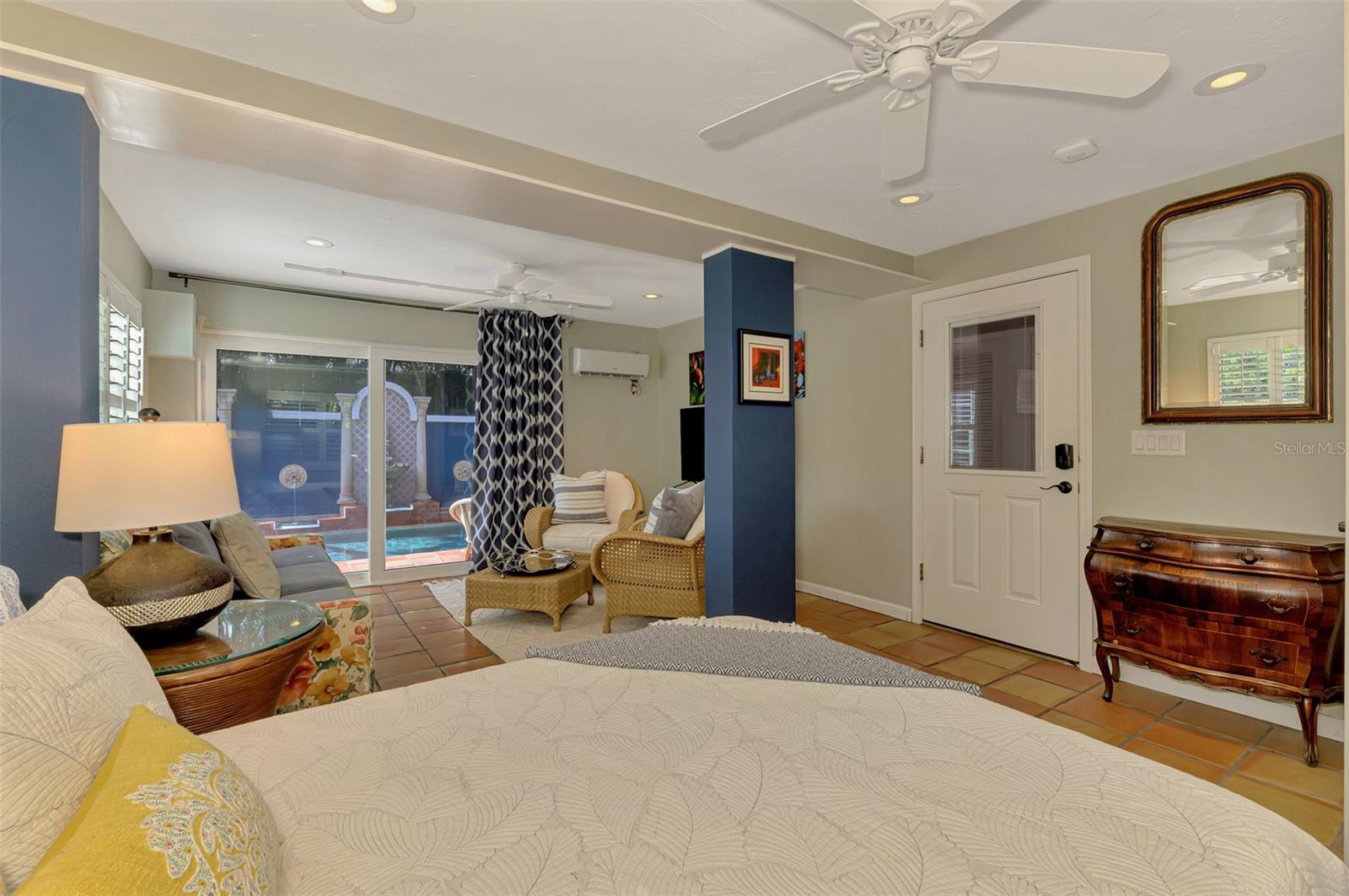 3838 FLORES AVE, SARASOTA, FL, 34239