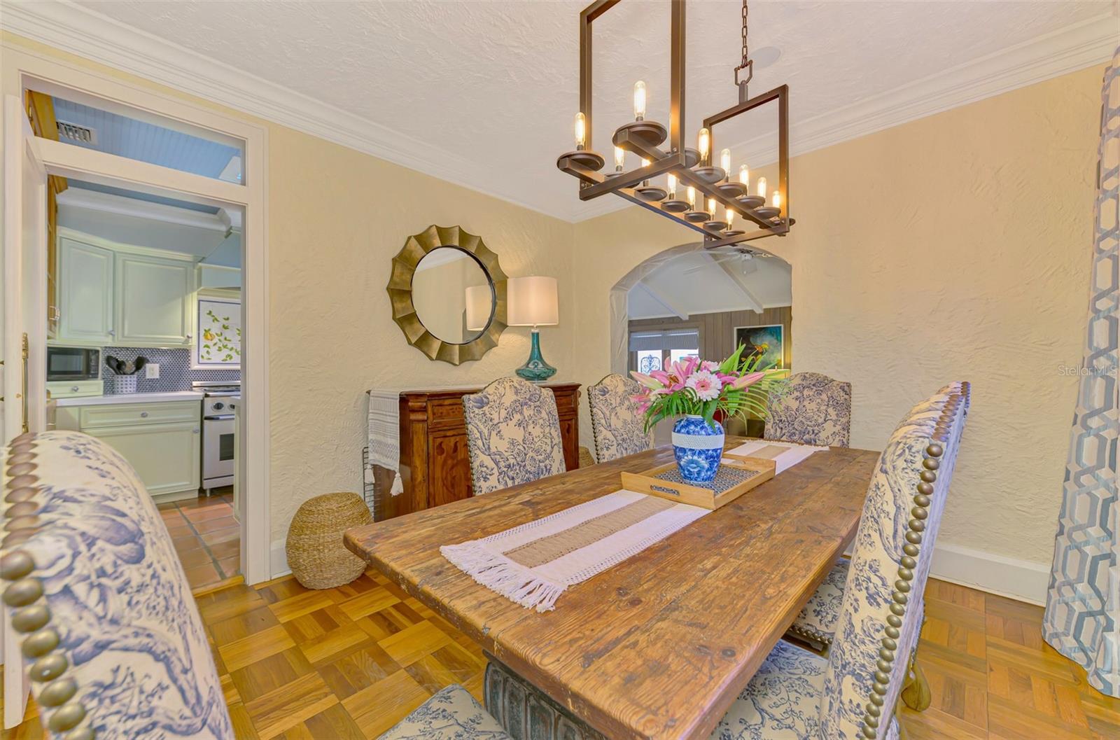 3838 FLORES AVE, SARASOTA, FL, 34239