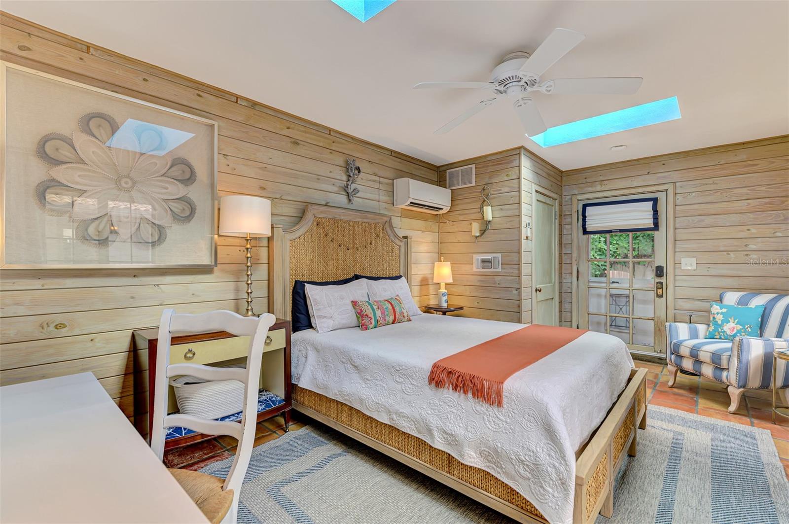 3838 FLORES AVE, SARASOTA, FL, 34239