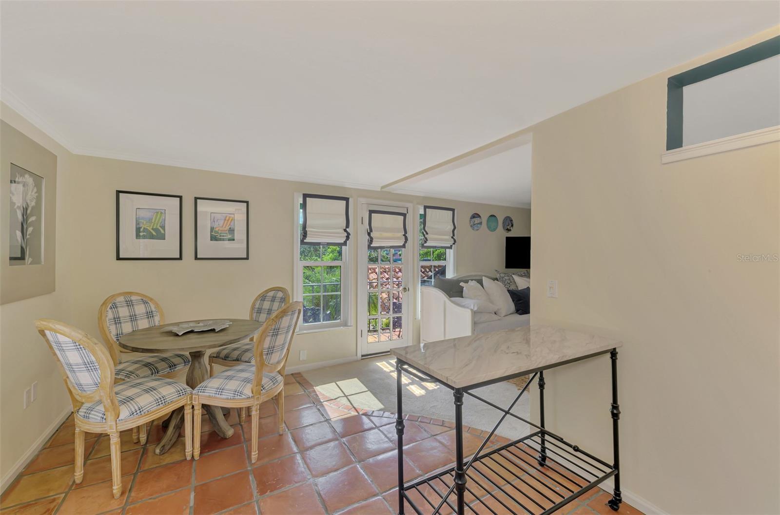 3838 FLORES AVE, SARASOTA, FL, 34239