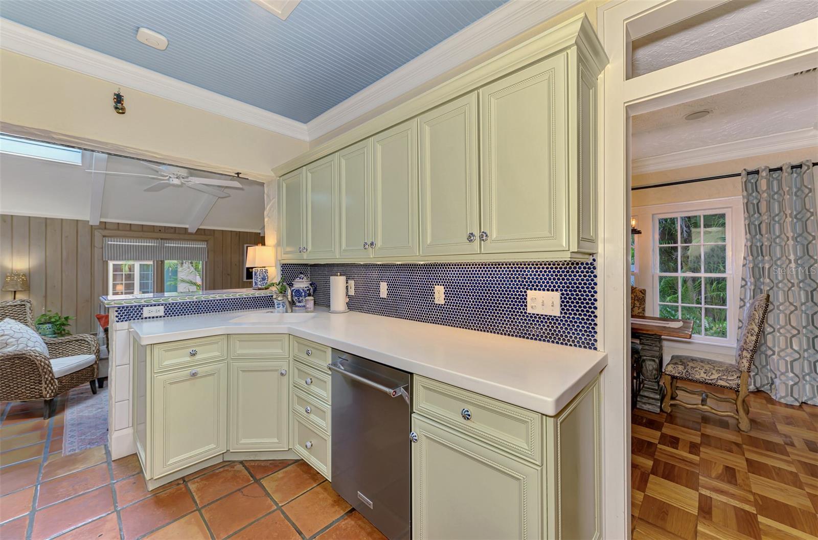 3838 FLORES AVE, SARASOTA, FL, 34239