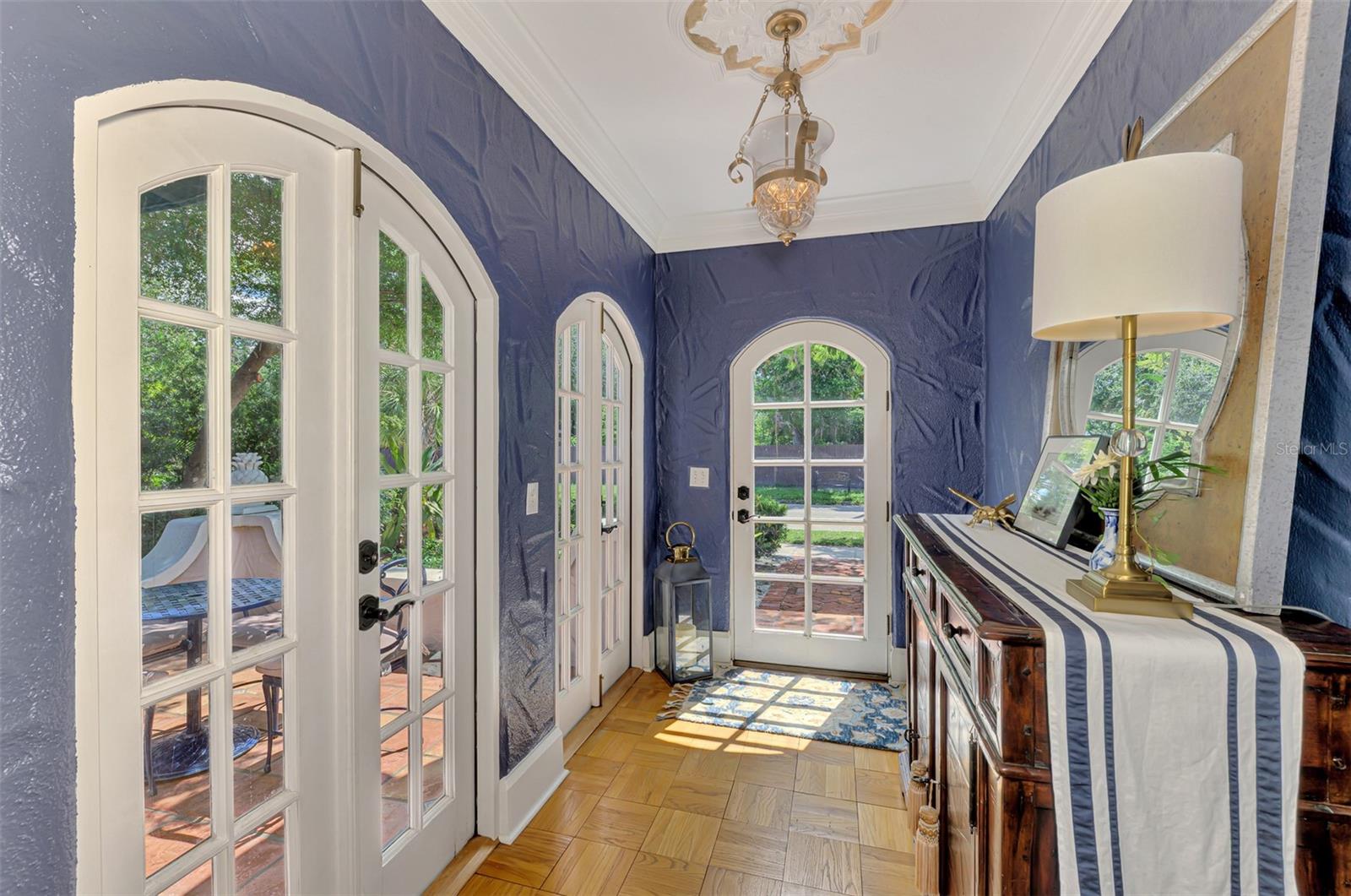 3838 FLORES AVE, SARASOTA, FL, 34239