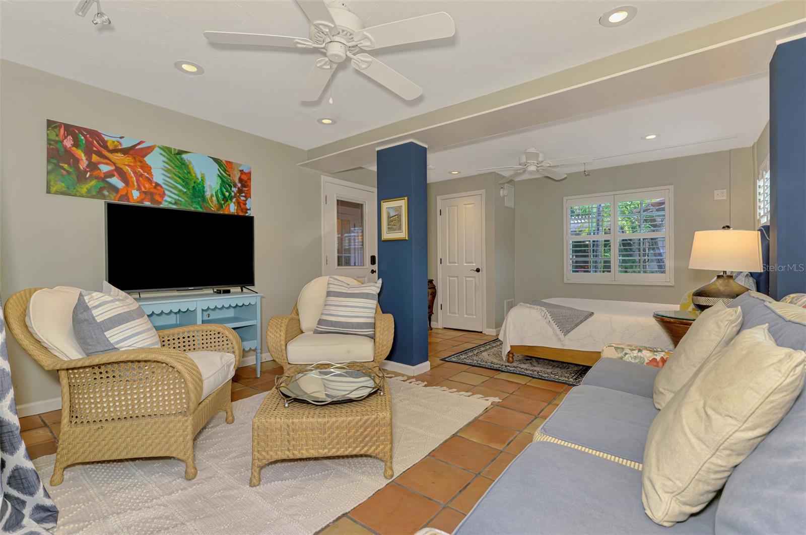 3838 FLORES AVE, SARASOTA, FL, 34239