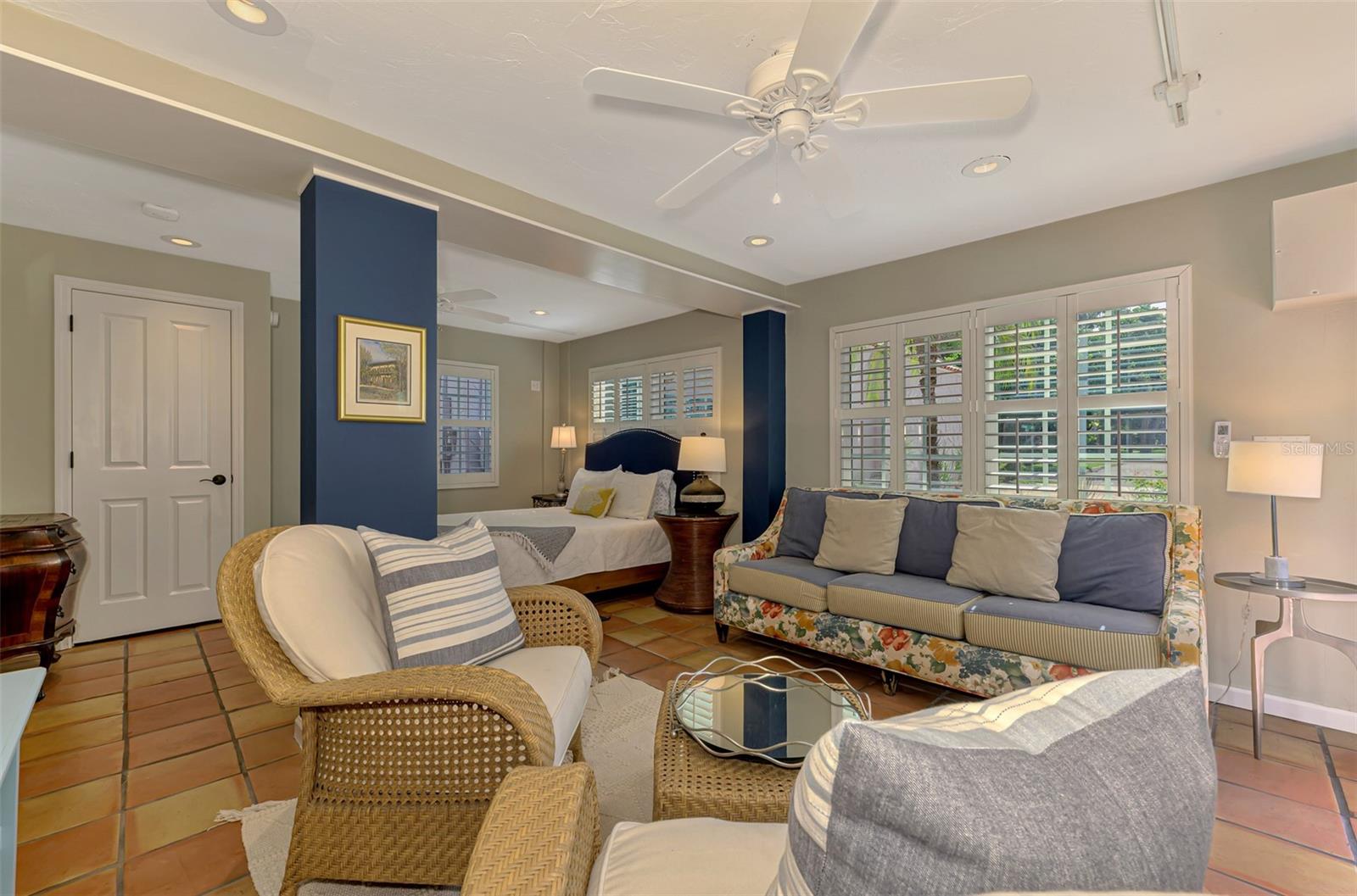 3838 FLORES AVE, SARASOTA, FL, 34239