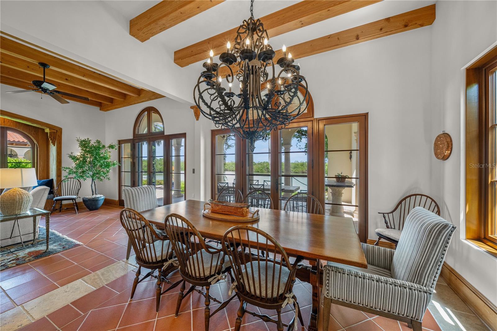 A4661401 Property Photo