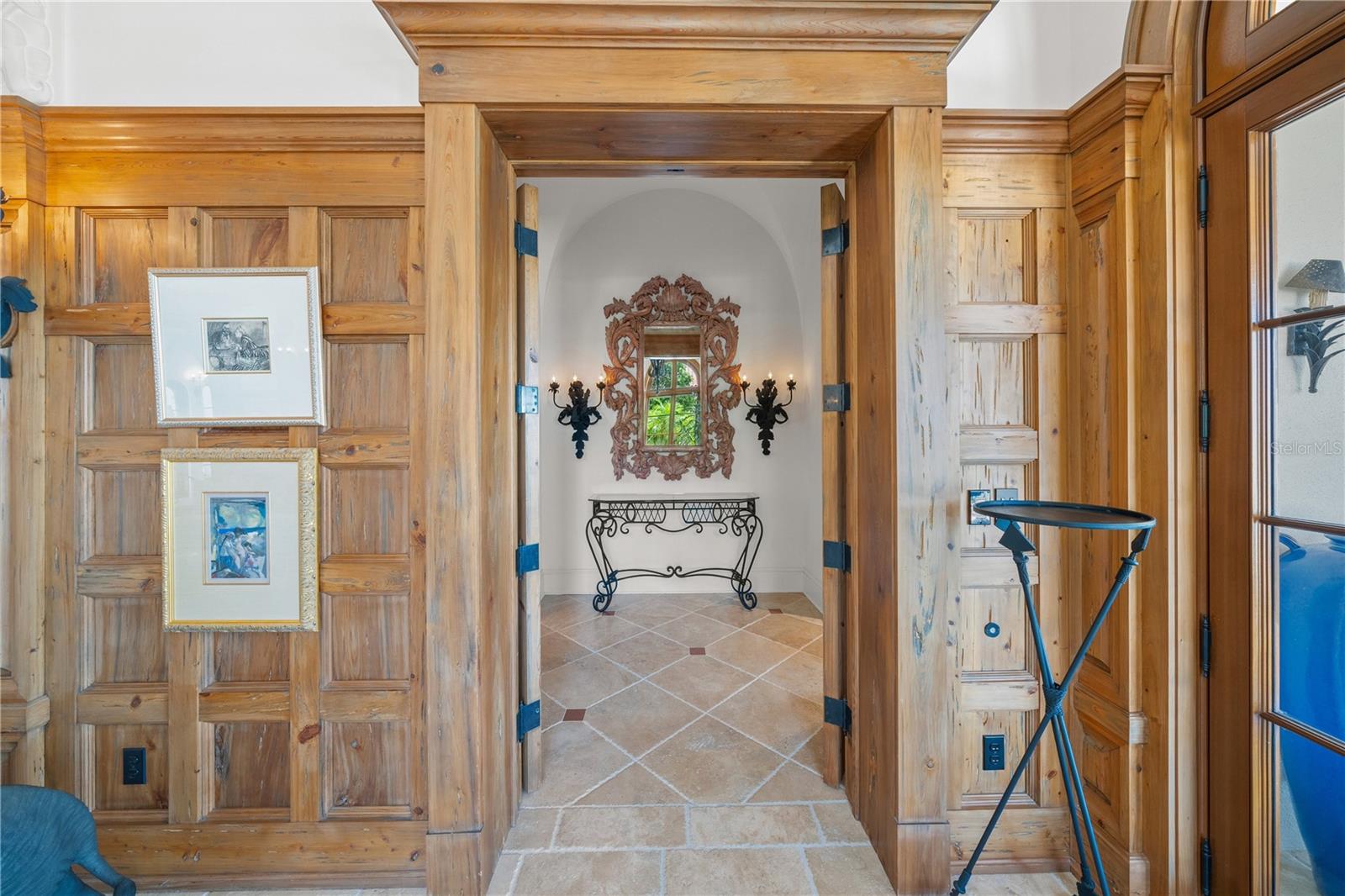 A4661401 Property Photo
