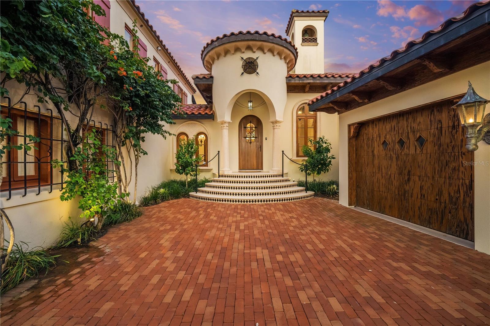 A4661401 Property Photo