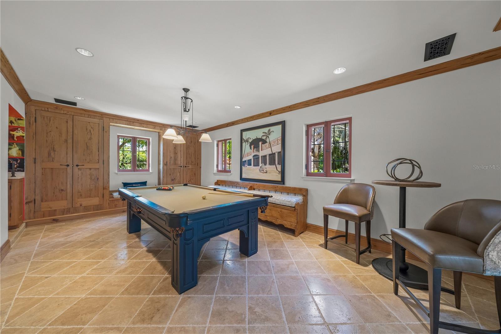 A4661401 Property Photo