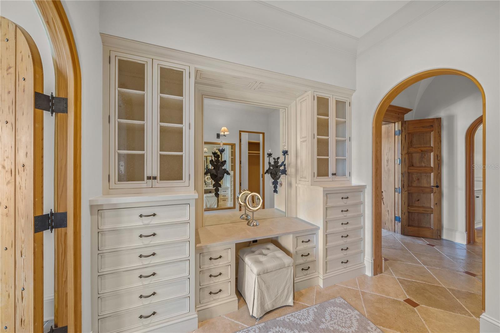 A4661401 Property Photo