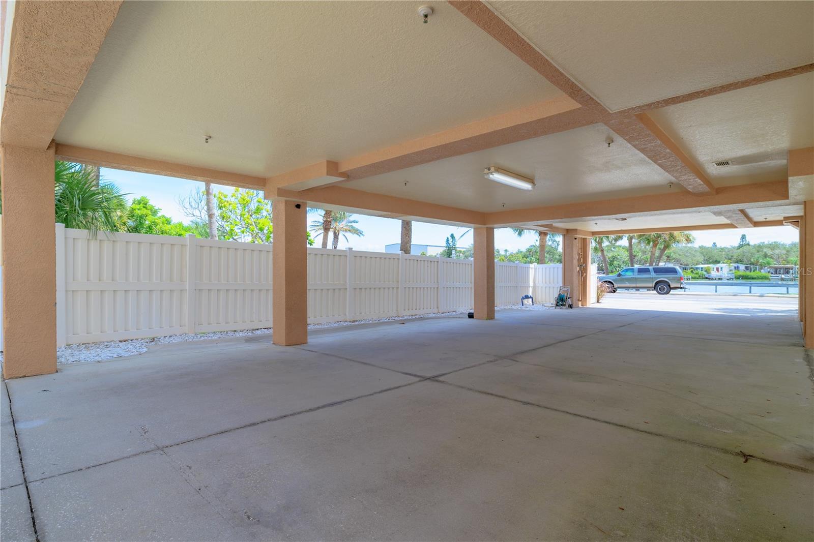 44 GULF BLVD #204, INDIAN ROCKS BEACH, FL, 33785