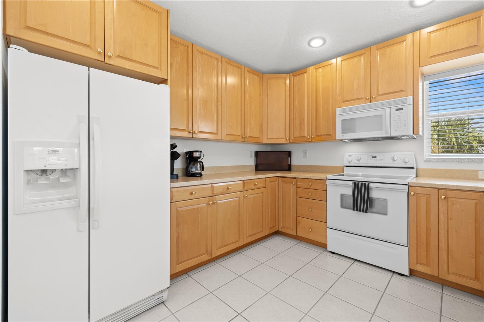 44 GULF BLVD #204, INDIAN ROCKS BEACH, FL, 33785