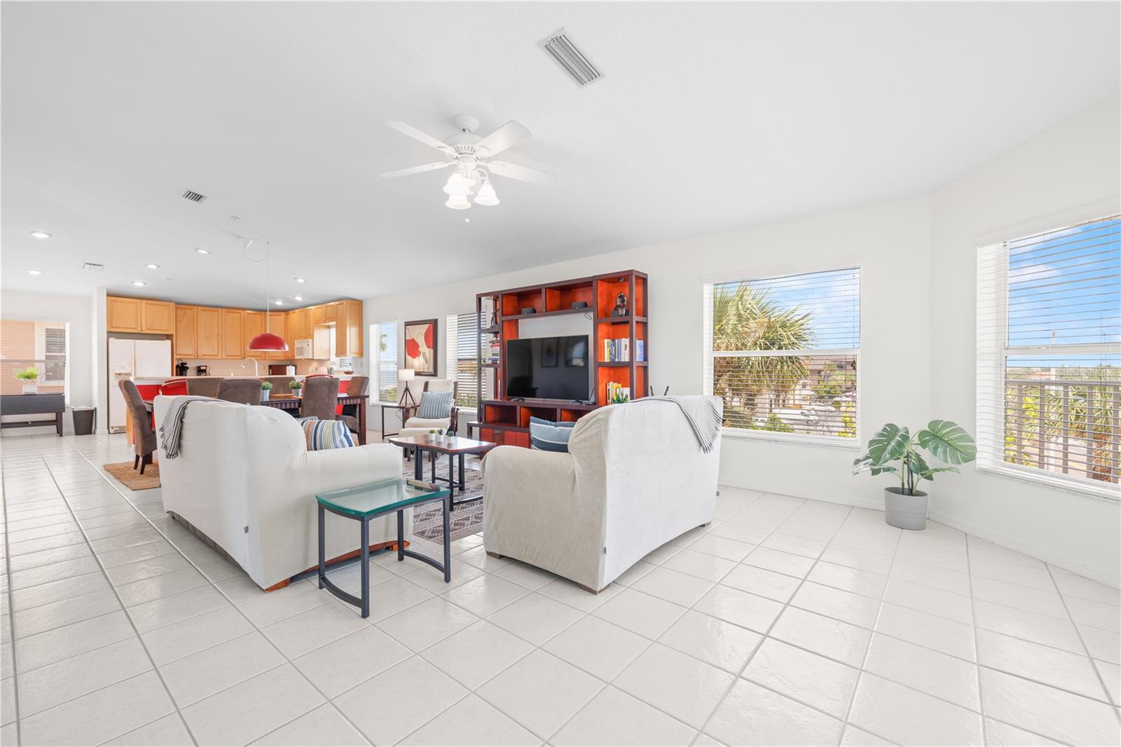 44 GULF BLVD #204, INDIAN ROCKS BEACH, FL, 33785
