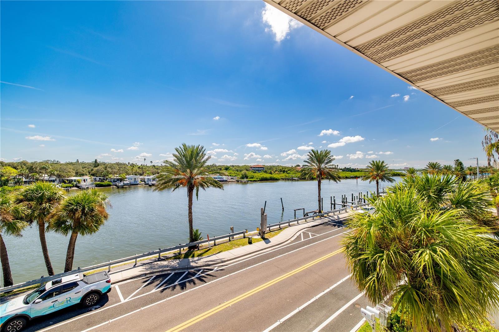 44 GULF BLVD #204, INDIAN ROCKS BEACH, FL, 33785