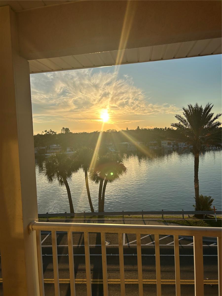 44 GULF BLVD #204, INDIAN ROCKS BEACH, FL, 33785