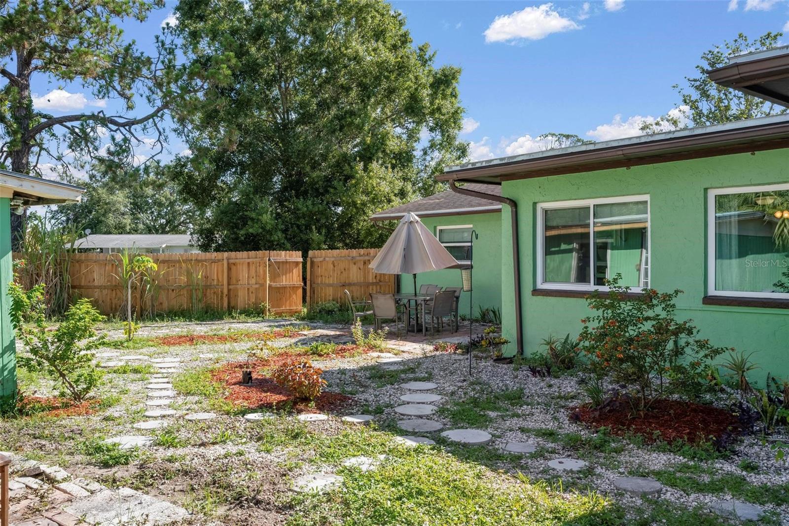 A4661410 Property Photo
