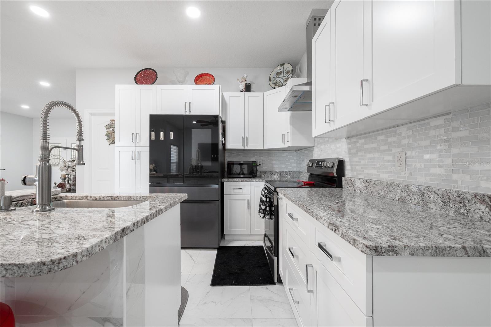 3200 VICTORIA DR, KISSIMMEE, FL, 34746