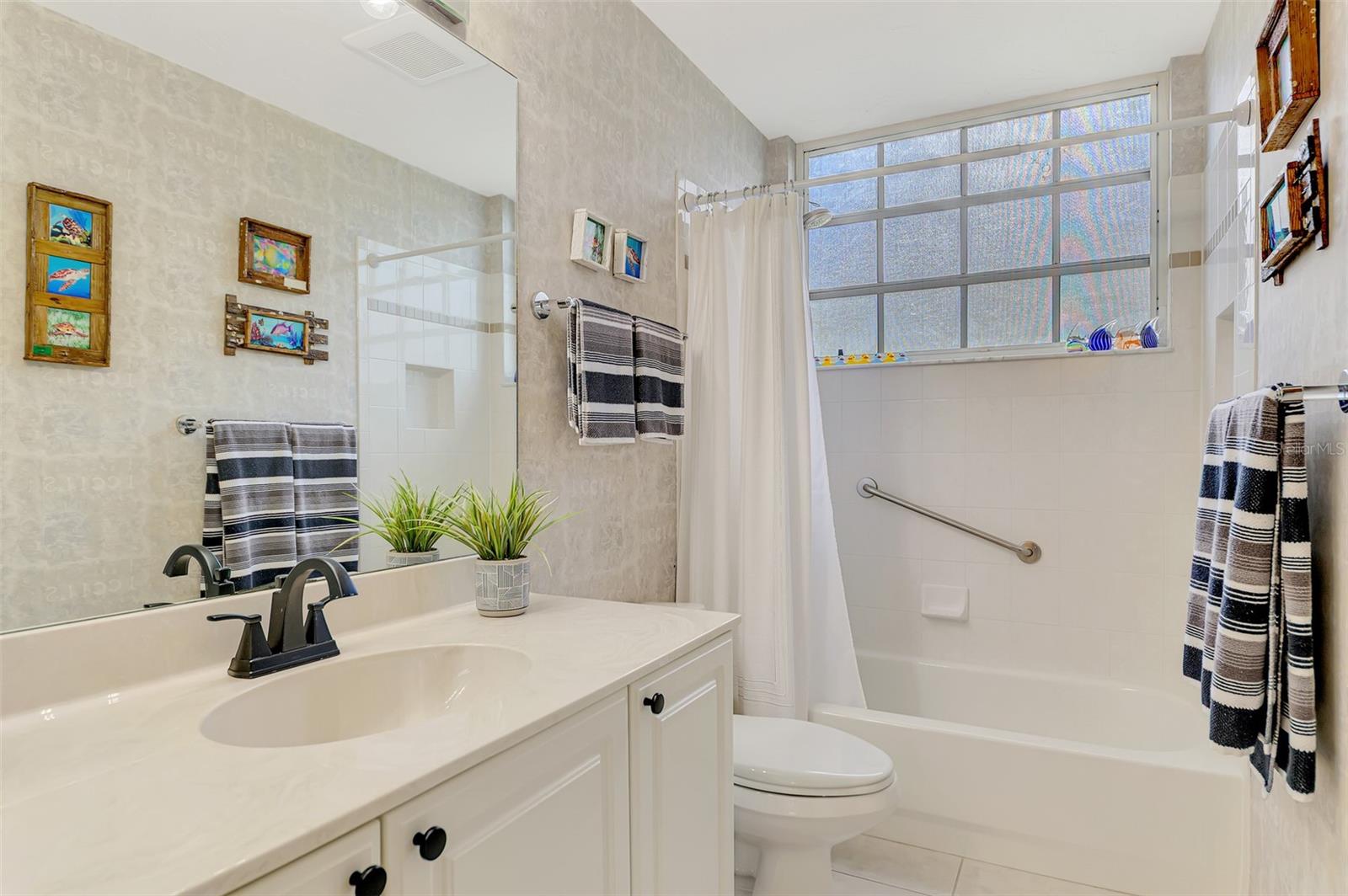 A4661433 Property Photo