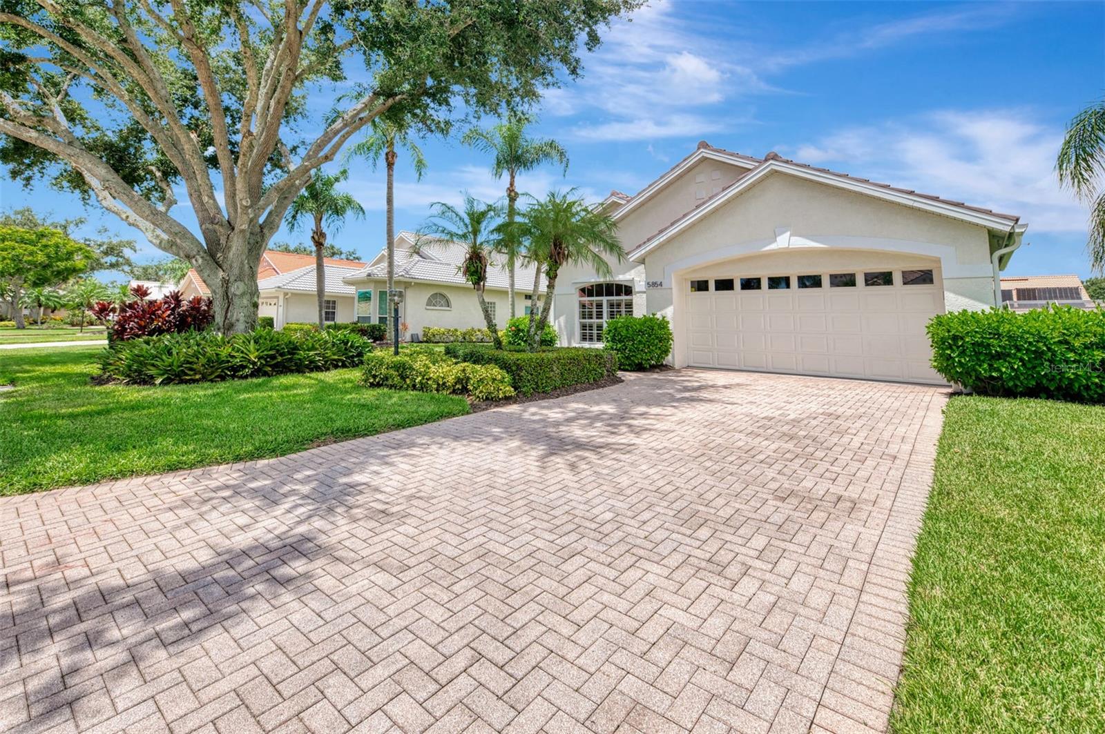 A4661433 Property Photo