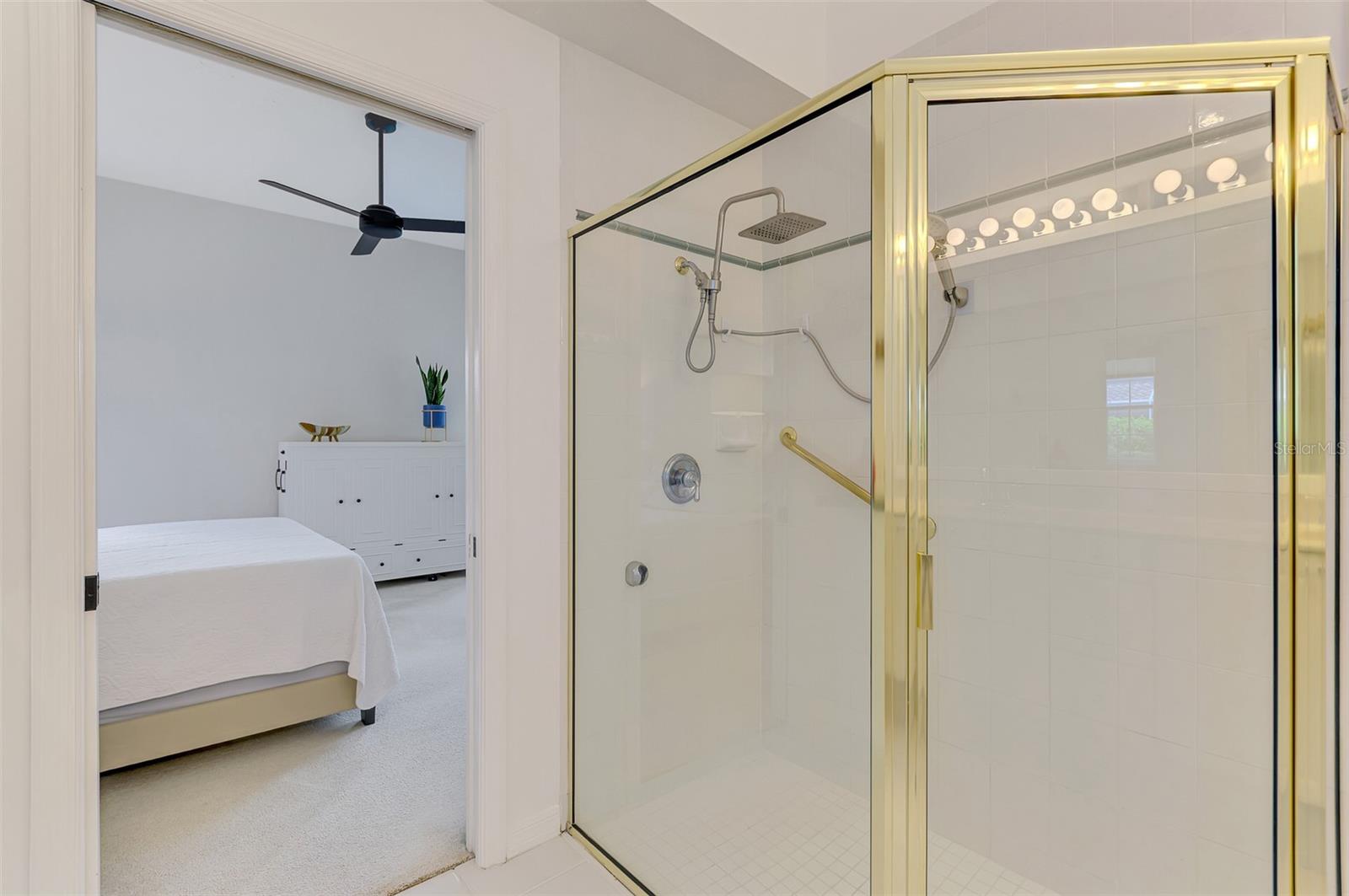 A4661433 Property Photo