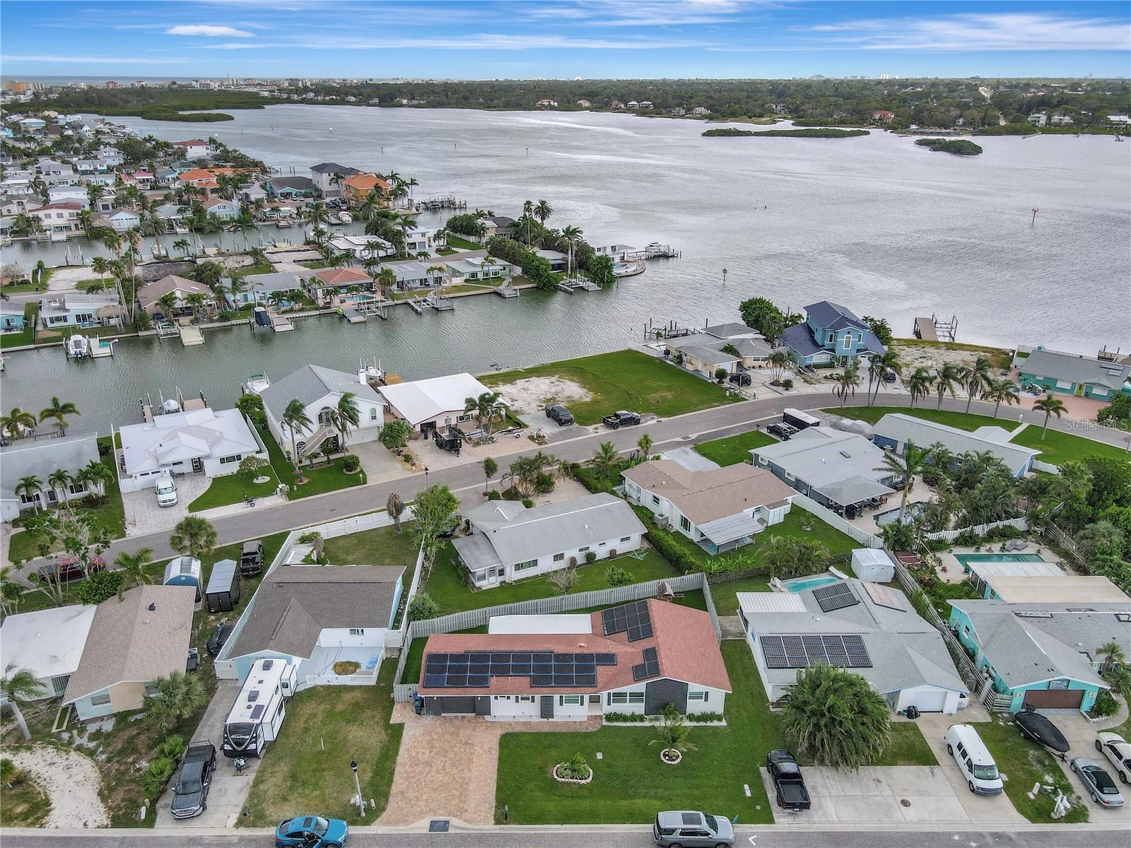 242 176TH AVE E, REDINGTON SHORES, FL, 33708