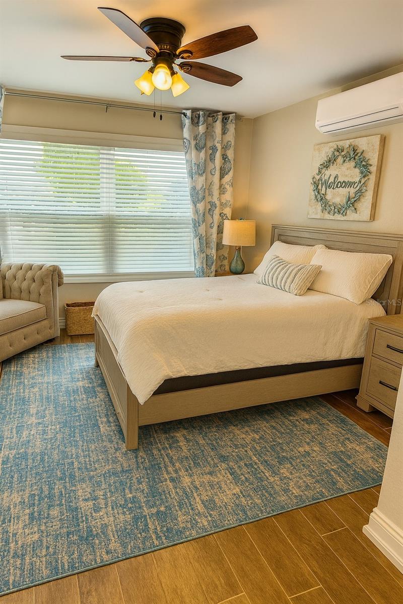 242 176TH AVE E, REDINGTON SHORES, FL, 33708