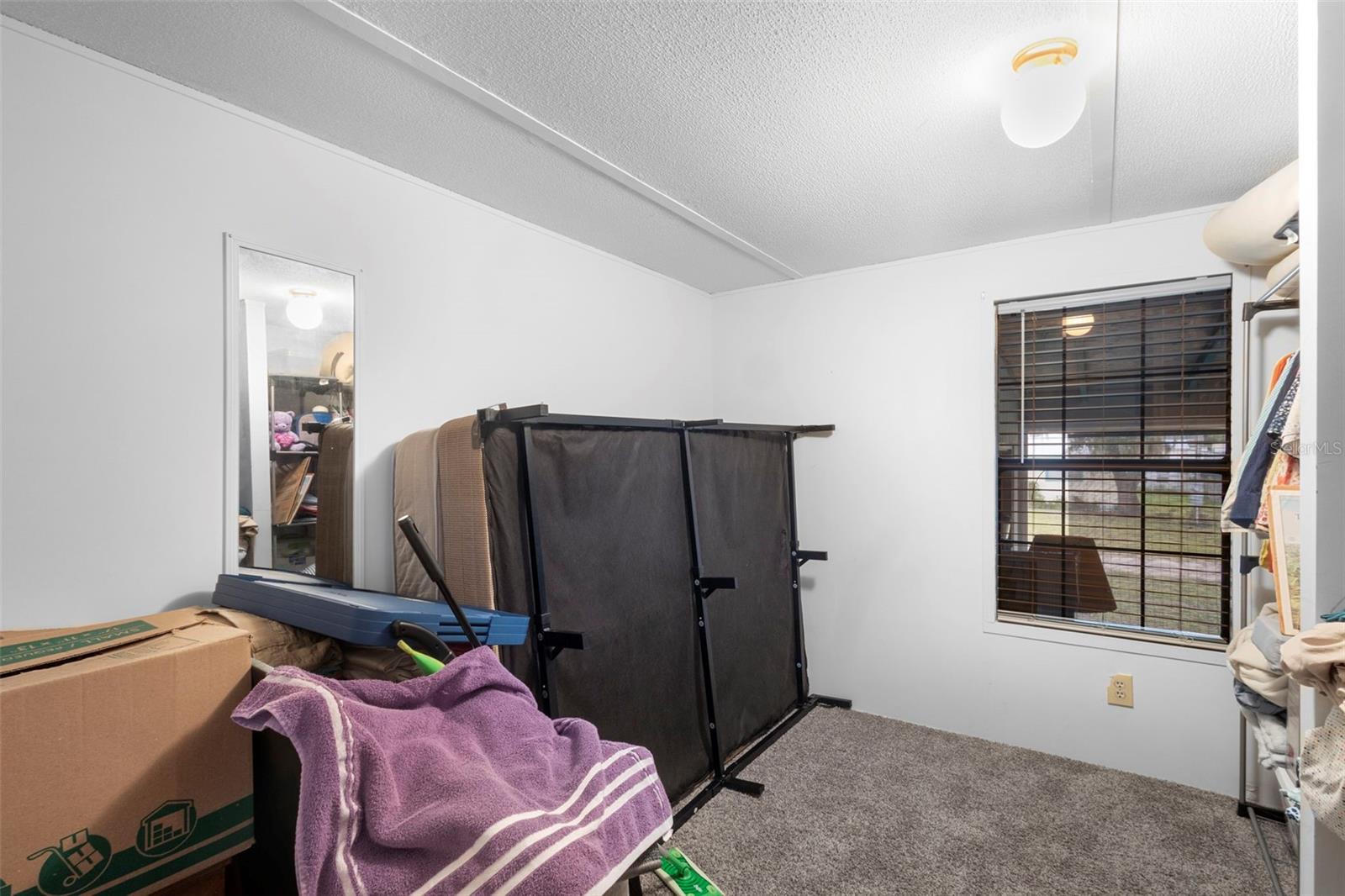 V4944238 Property Photo