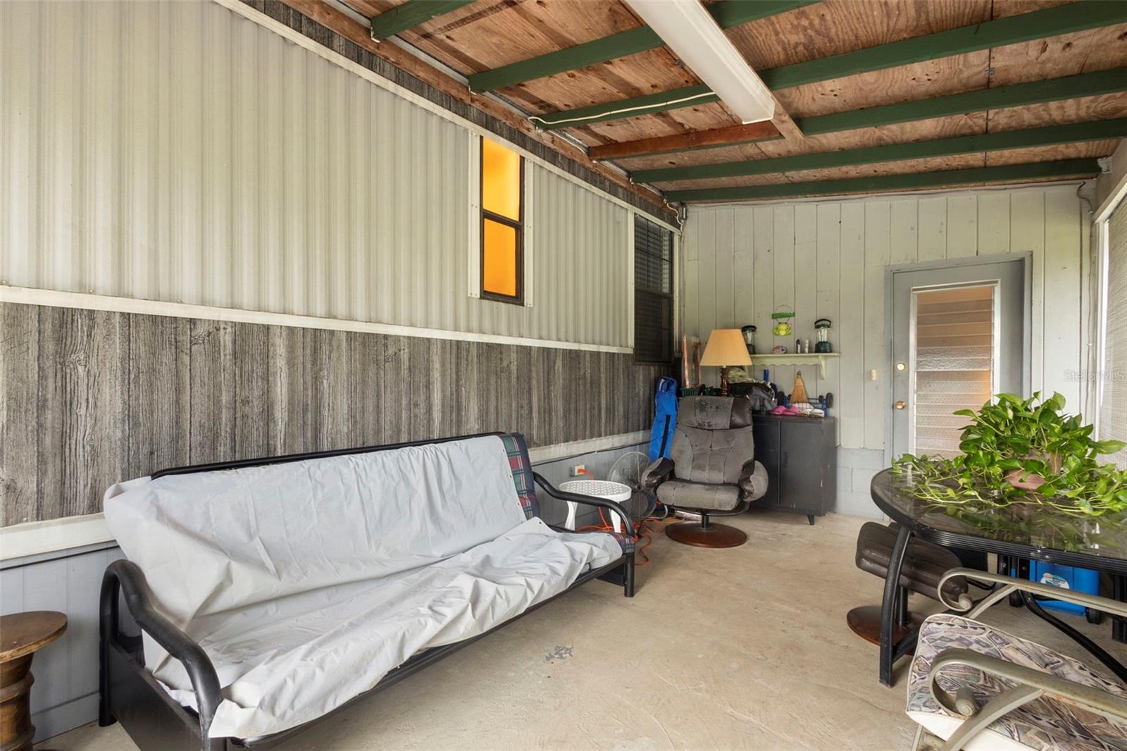 V4944238 Property Photo