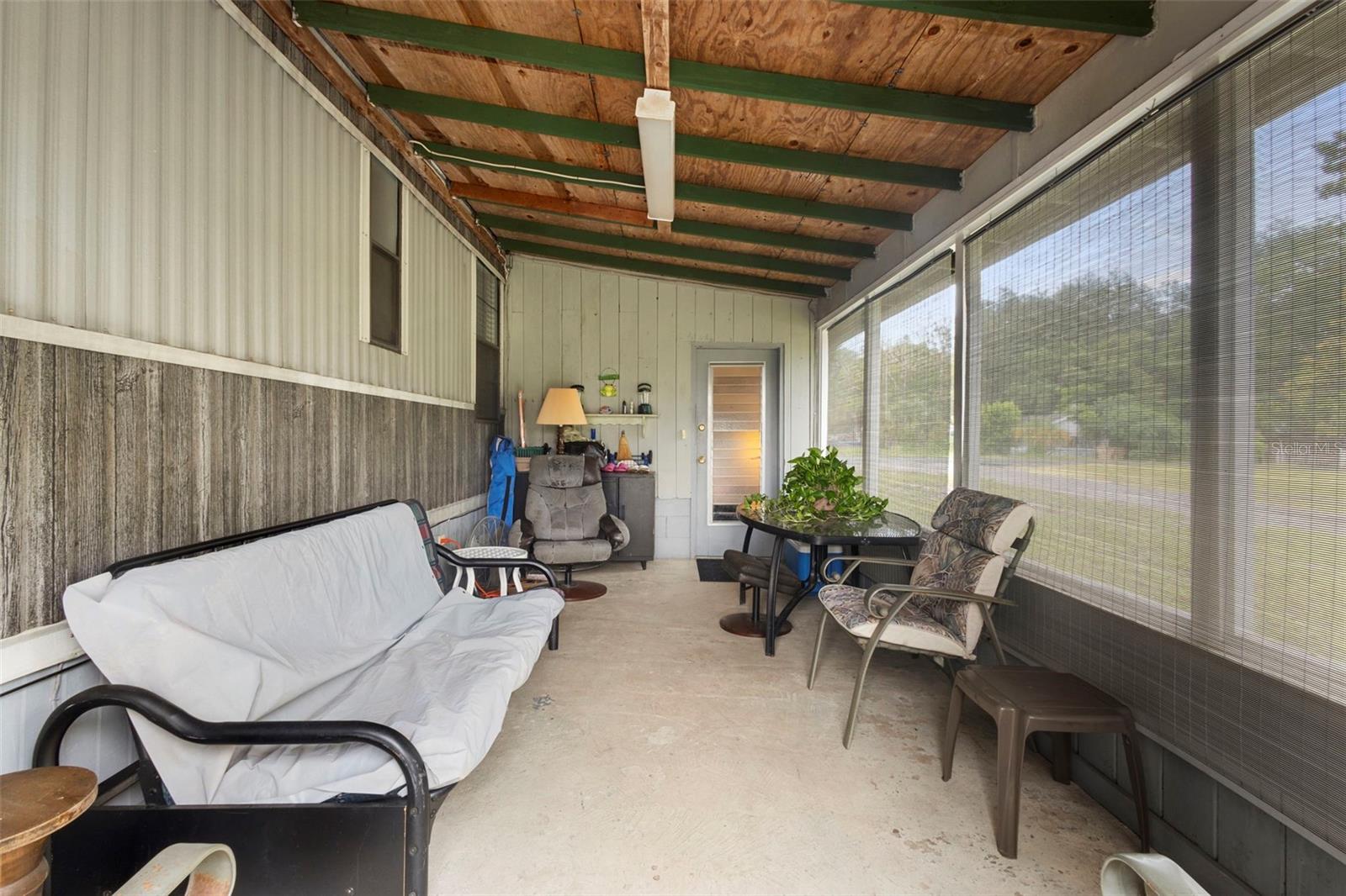 V4944238 Property Photo