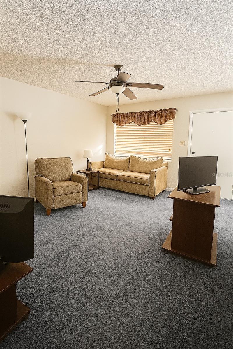 OM707202 Property Photo